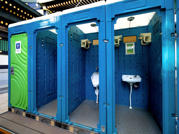 Portable Toilet Options We Offer in Brookfield, NJ
